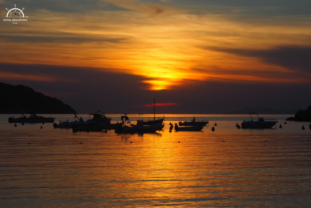 isola-elba-tramonto-procchio-hotel-brigantino
