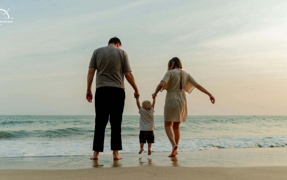 famiglia sulla spiaggia