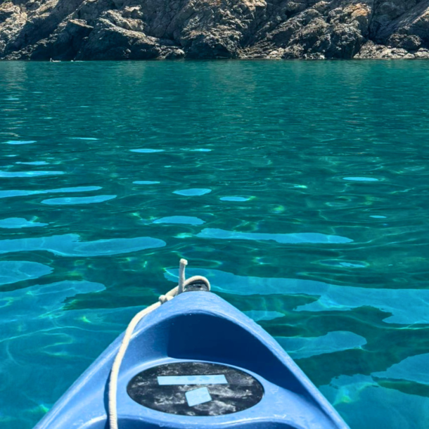 canoa in mare