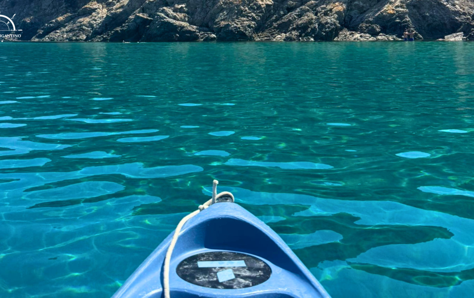 canoa in mare