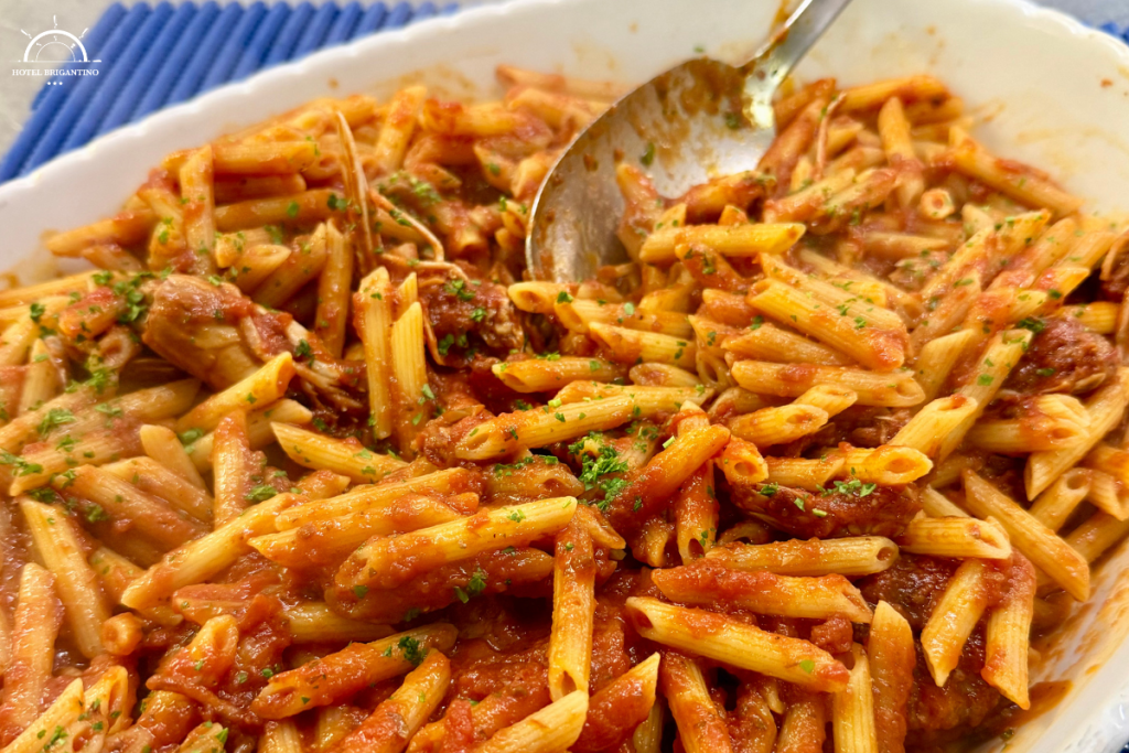 piatto di pasta con gli scampi
